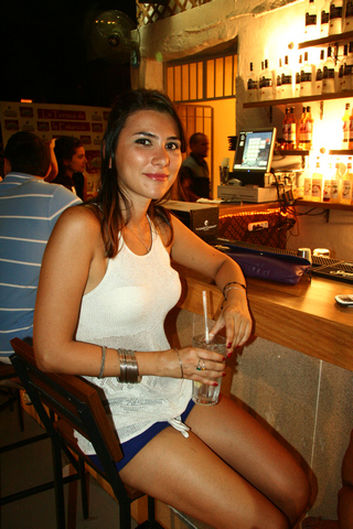 Opening of La terraza de la estancia 